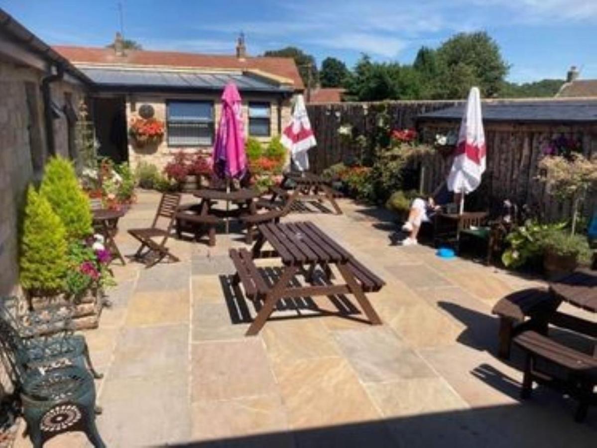 The Masons Arms Bed & Breakfast Norham Екстериор снимка