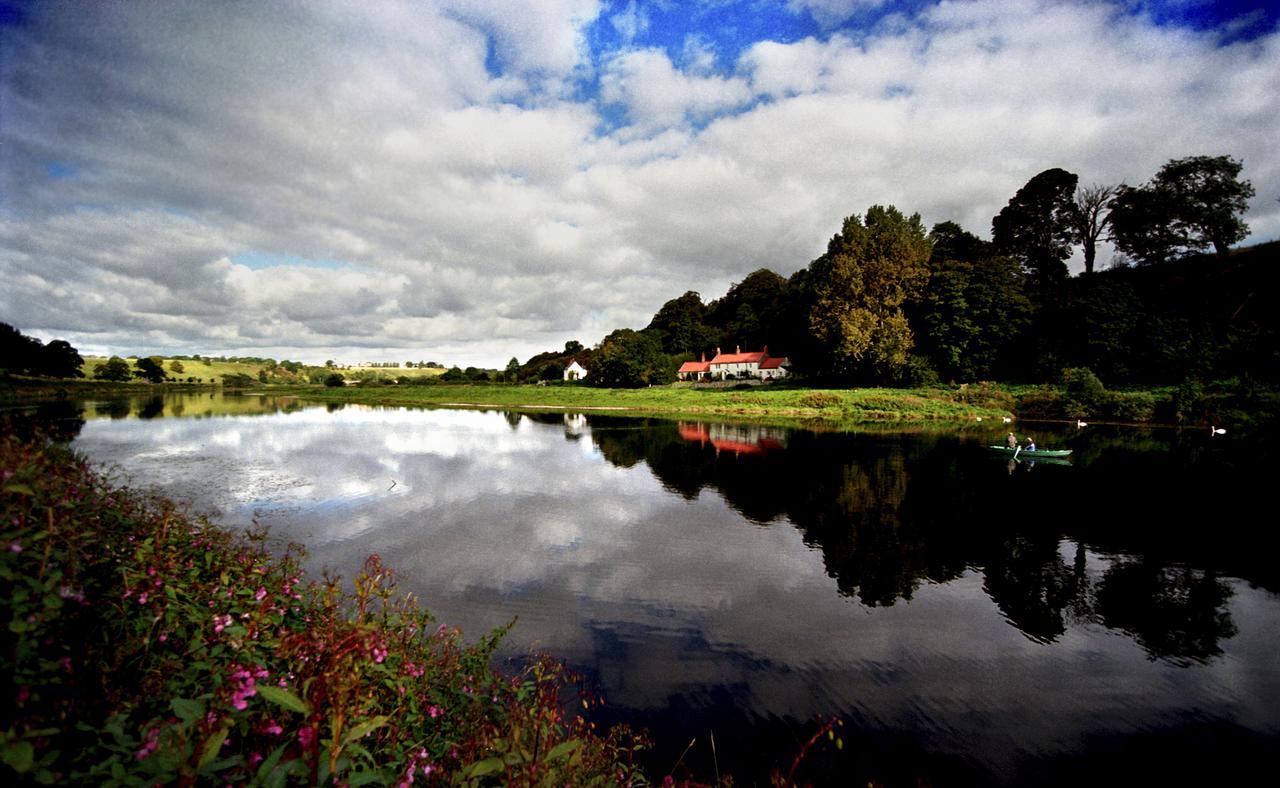 The Masons Arms Bed & Breakfast Norham Екстериор снимка